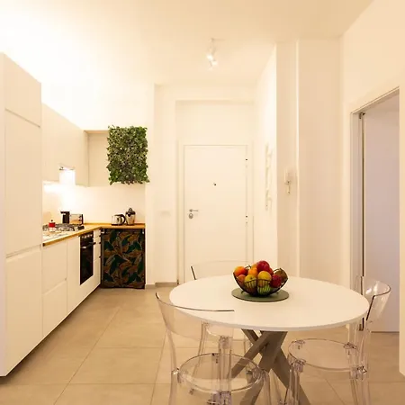 Brenta Floor - Mm3 Yellow Line Apartment *