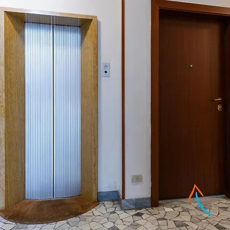 Brenta Floor - Mm3 Yellow Line Milan