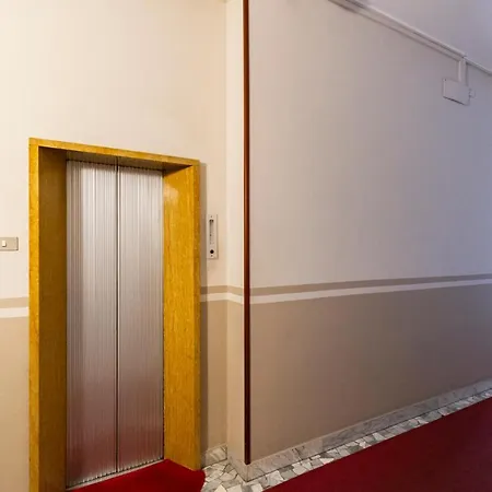 Brenta Floor - Mm3 Yellow Line Apartment